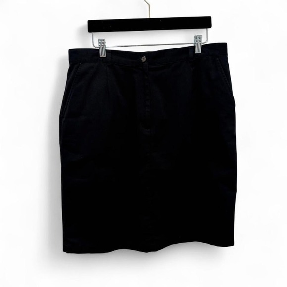 L.L.Bean Dresses & Skirts - L.L.Bean Women's Pencil Skirt Size 18 Black Cotton Blend